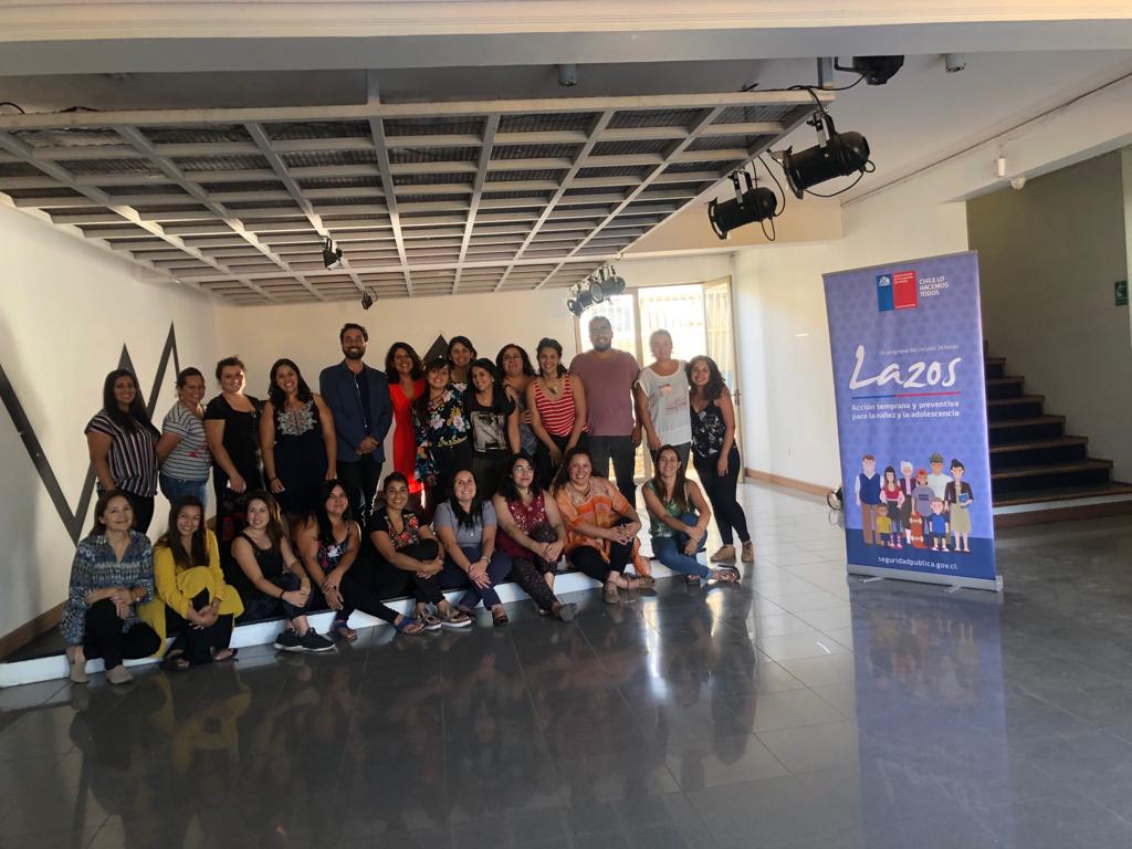 TripleP_Latam's tweet photo. El equipo de @munisanjoaquin finalizó hoy su capacitación en #TripleP Grupal. Agradecemos su compromiso y entusiasmo en estas jornadas 👏👏 https://t.co/PVNGYtC0PN