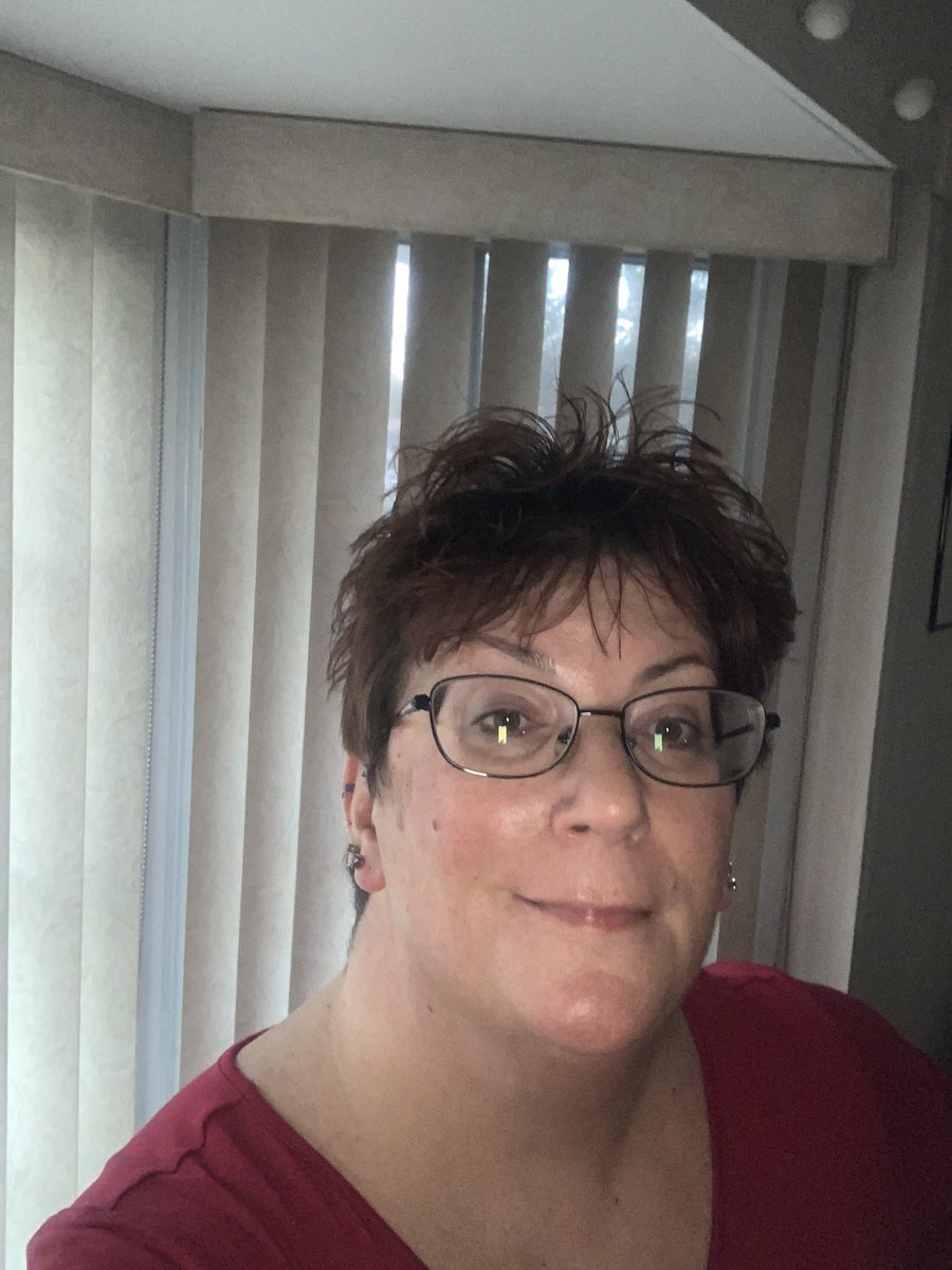melsun71's tweet photo. #Red4Ed #teacherlife #workingwithoutacontract #stillcaring #thisteacheristired https://t.co/Tt373AMLvl
