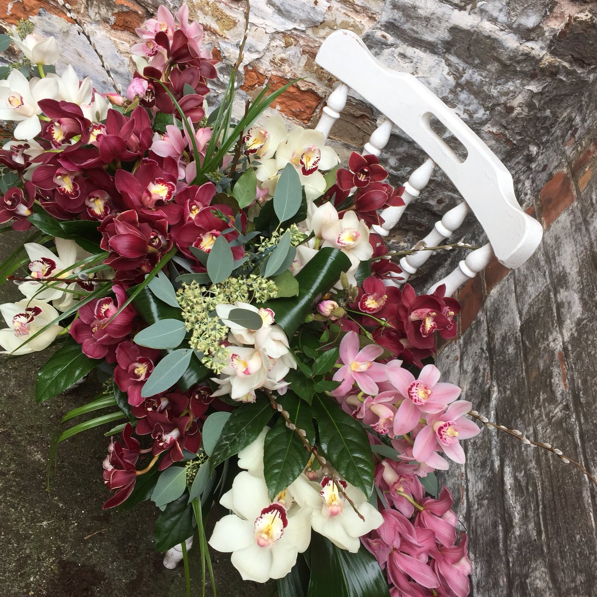 LisasFlorist's tweet photo. #orchids beautiful display for a very special person . https://t.co/BKsgAw7Obd