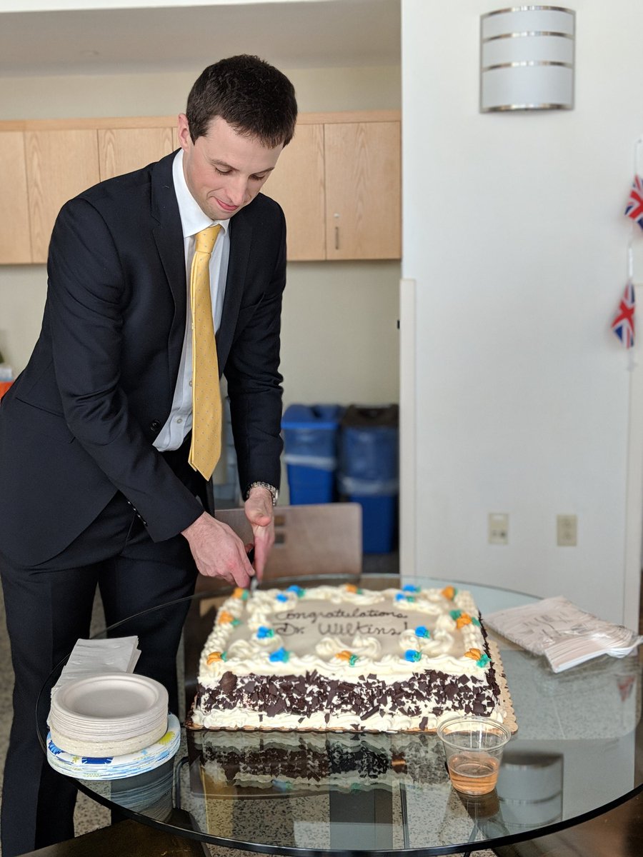 PEMMatDartmouth's tweet image. Congrats to Dr Rojas and Dr Wilkins! Two fantastic talks in three days! Now they join the ranks of our other amazing alumni! Time to go recruit some more to fill their shoes :-) #DartGRAD