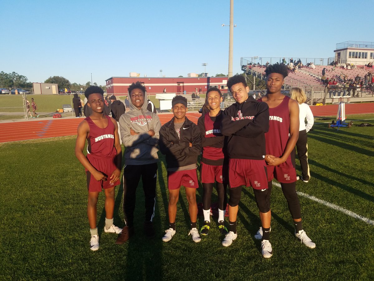 SouthEffingham1's tweet photo. MS Mustangs burning up the track today https://t.co/MYwAhU9BVF