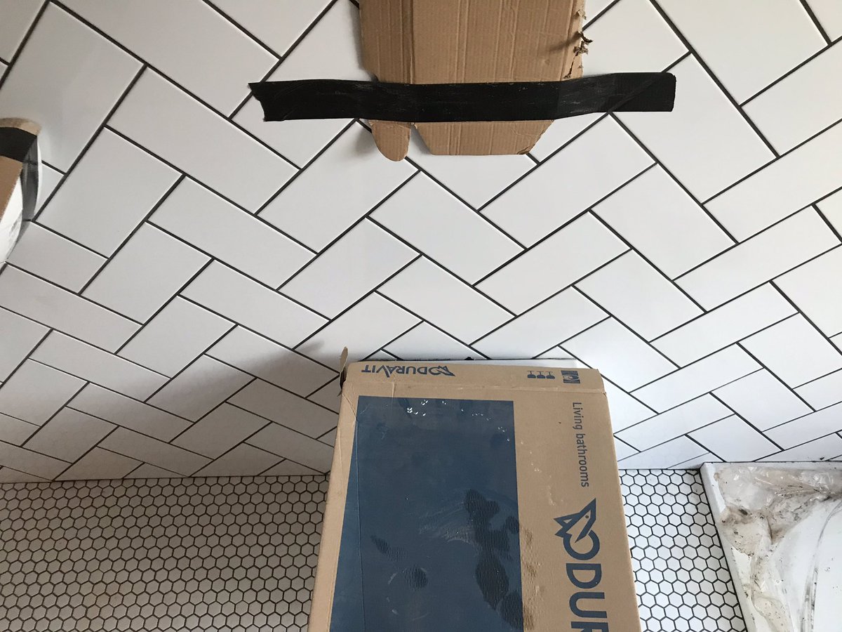 SRBTileSolution's tweet photo. First bathroom complete and on to the next #ultratilefix https://t.co/tcRQwnRLiK