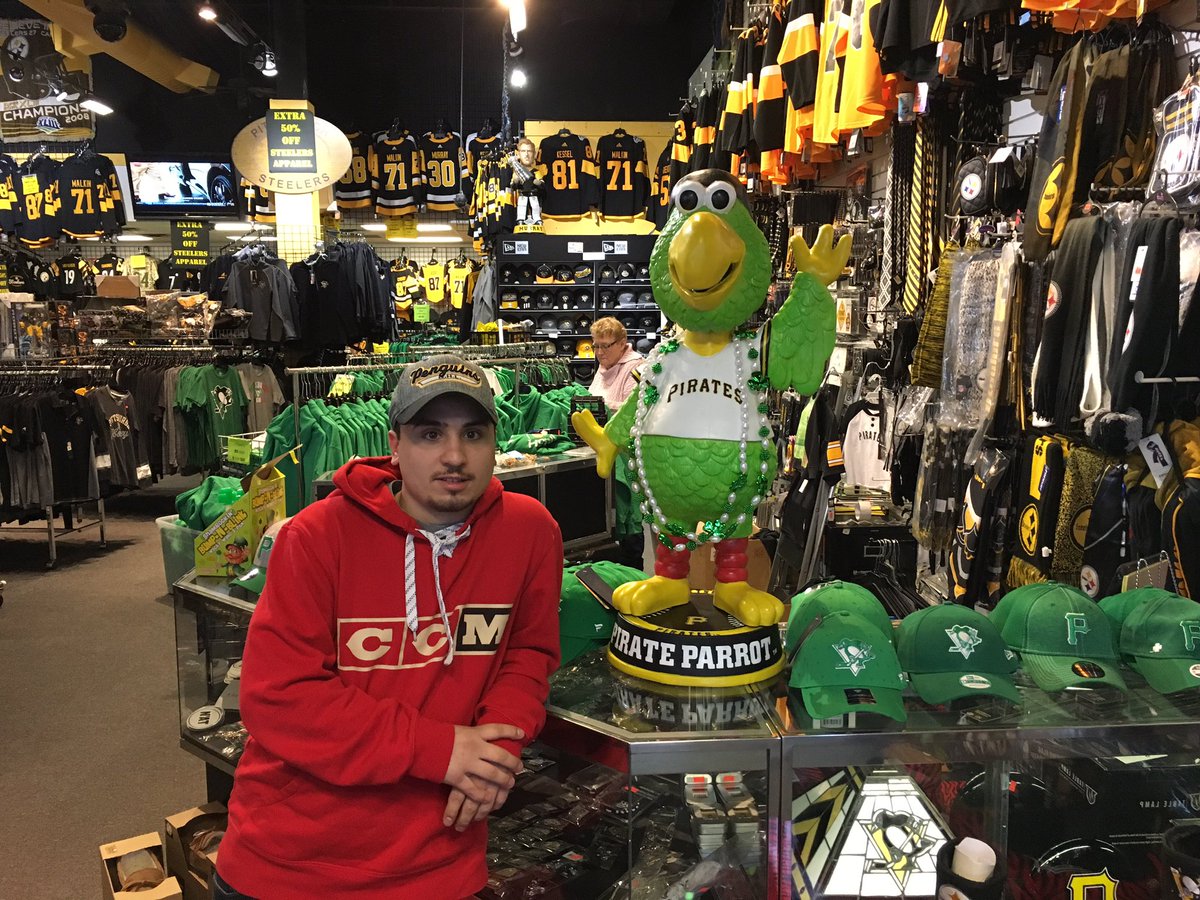 Congrats to Gino Oliverio, the winner of our #PirateParrot #Bobblehead #GIVEAWAY!! #GoBuccos