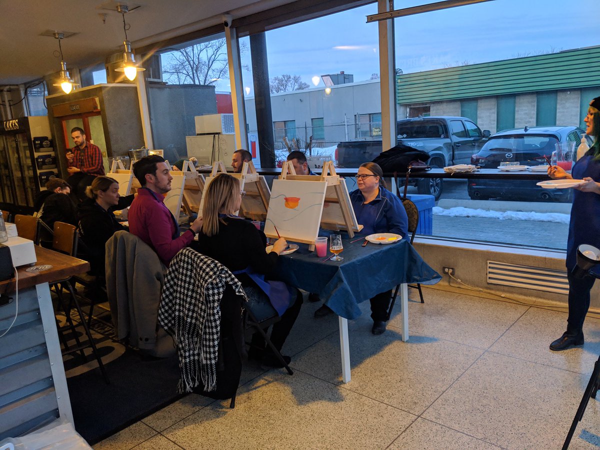 GreatLakesBeer's tweet photo. Paint Night with Baylee Bonnell, our resident artist, is well underway at GLB for our Workshop Wednesday. 

#GLBart https://t.co/2xXFswuVzb