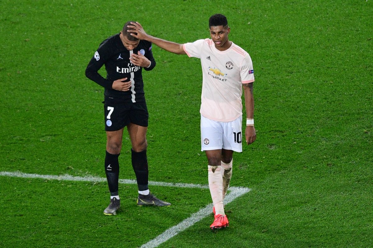 rananchai's tweet photo. @PremiereLeague MBappe commented that PSG will "finish the sissies" of Manchester United #PSGMU https://t.co/URJ9QIVkxG -  😭 https://t.co/VDcJHuCfZW