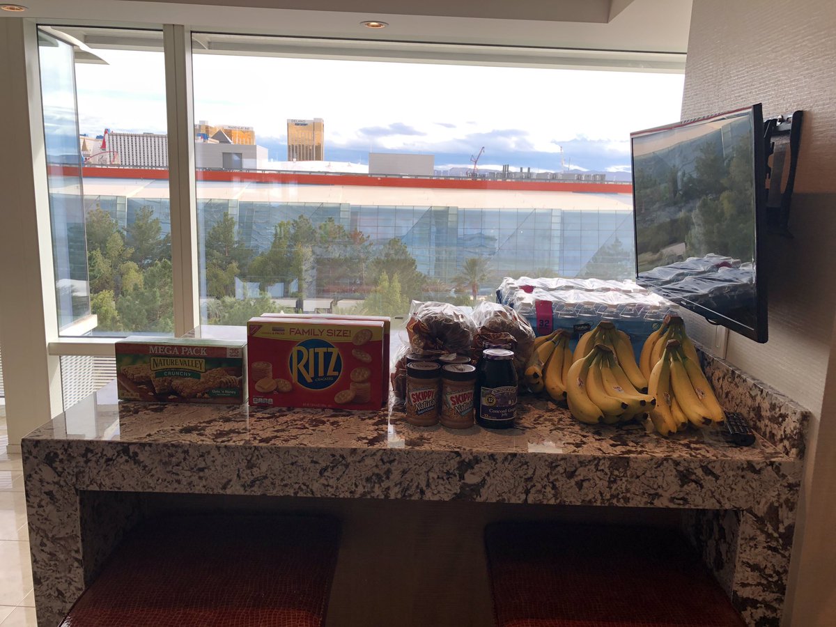 USFDonsAP's tweet image. Regen Station ready for @USFDonsWBB. #GODons #WCChoops