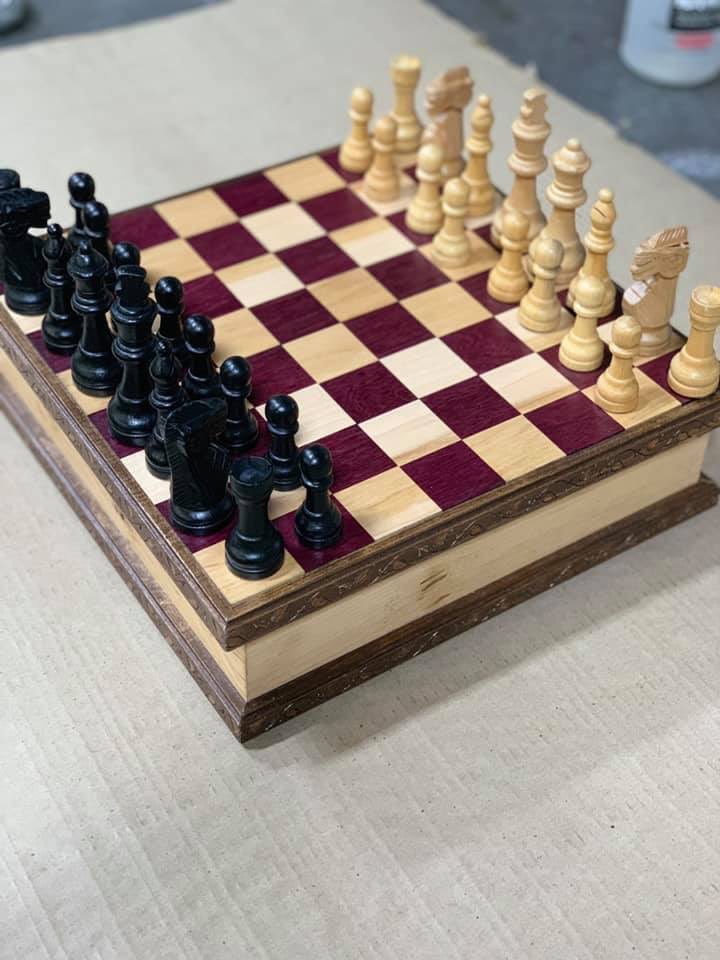 SignCoAlaska's tweet photo. Walking through the shop and this piece of art caught our eye! Jack is the talented guy behind this piece 😎 Looks like he keeps busy with his art outside office hours! Great work, Jack! 

#ArtistsintheShop #Alaska #Sign #chess https://t.co/MRhxjVQ4KO