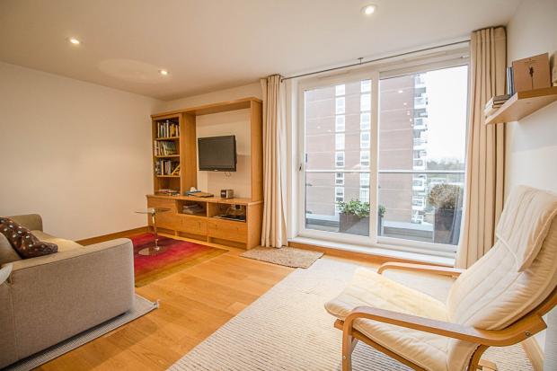 At Property Management Bath we help you increase your revenue with our Airbnb property management services. In #Bristol, #Airbnb #management #services are a good source of income.  For more visit propertymanagementbath.co.uk/bristol-airbnb…