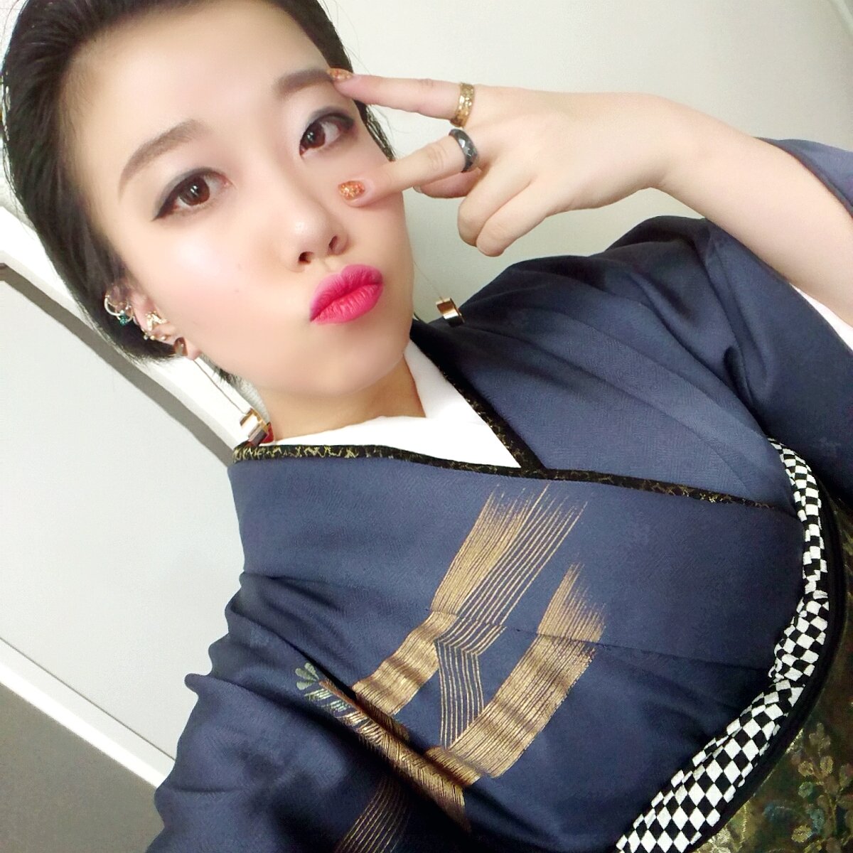 Mi桜 Kimono Style Twitter પર 3 6 きもの認定式でした 着物は自作の付け下げ と見せかけて訪問着 帯留めブローチはこの着物の残布で作りました 着物 ツイ廃着物部 着物自画撮り部 着物コーディネート 付け下げ 訪問着 つまみ細工 ハンドメイド オール Mi桜 Kimono Style Twitter પર 3 6 きもの認定式でした 着物は自作の付け下げ と見せかけて訪問着 帯留めブローチはこの着物の残布で作りました 着物 ツイ廃着物部 着物自画撮り部 着物コーディネート 付け下げ 訪問着 つまみ細工 ハンドメイド オール