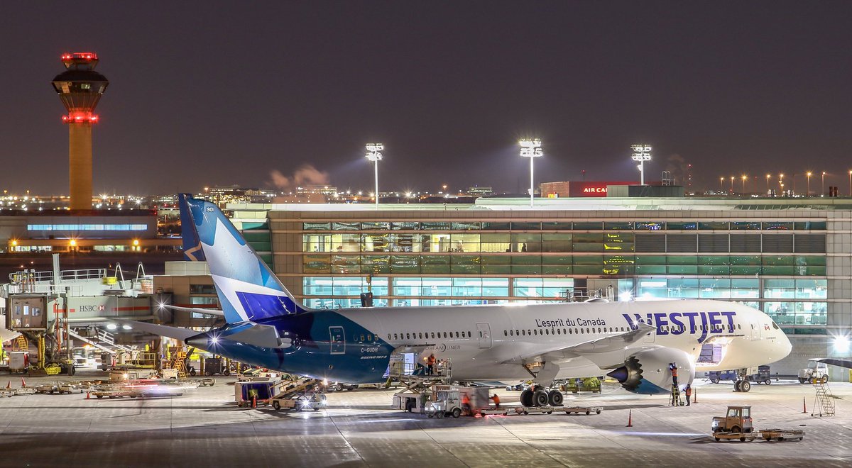 TomPodolec's tweet photo. PHOTO Westjet’s Boeing 787-9 Dreamliner looking sharp at Toronto Pearson Airport Terminal 3. Just arrived from Calgary as #WS670
C-GUDH / 901 #Tail901 https://t.co/BLkicQ8JAf