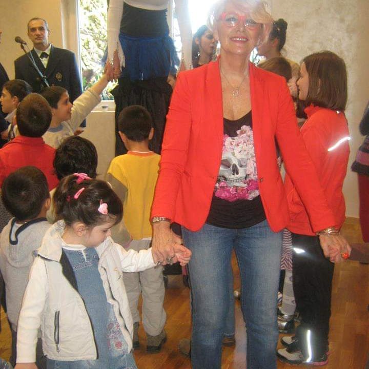 Ljiljana58's tweet image. Iz dječjeg doma 🎶🎵💜