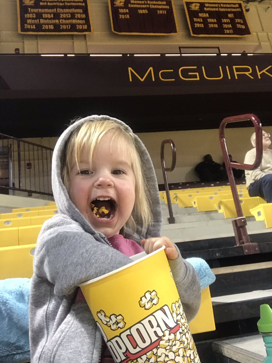 ThatBriRobGuy's tweet photo. Two year old Avery is as fired up as she can be to watch @CMUWBBall... until halftime, then its night night time at home and Mom and Dad finish watching the game on @espn. #CMUFAN18 #FireUpChips #C2TG #team51 https://t.co/XGKqXpKZ4T