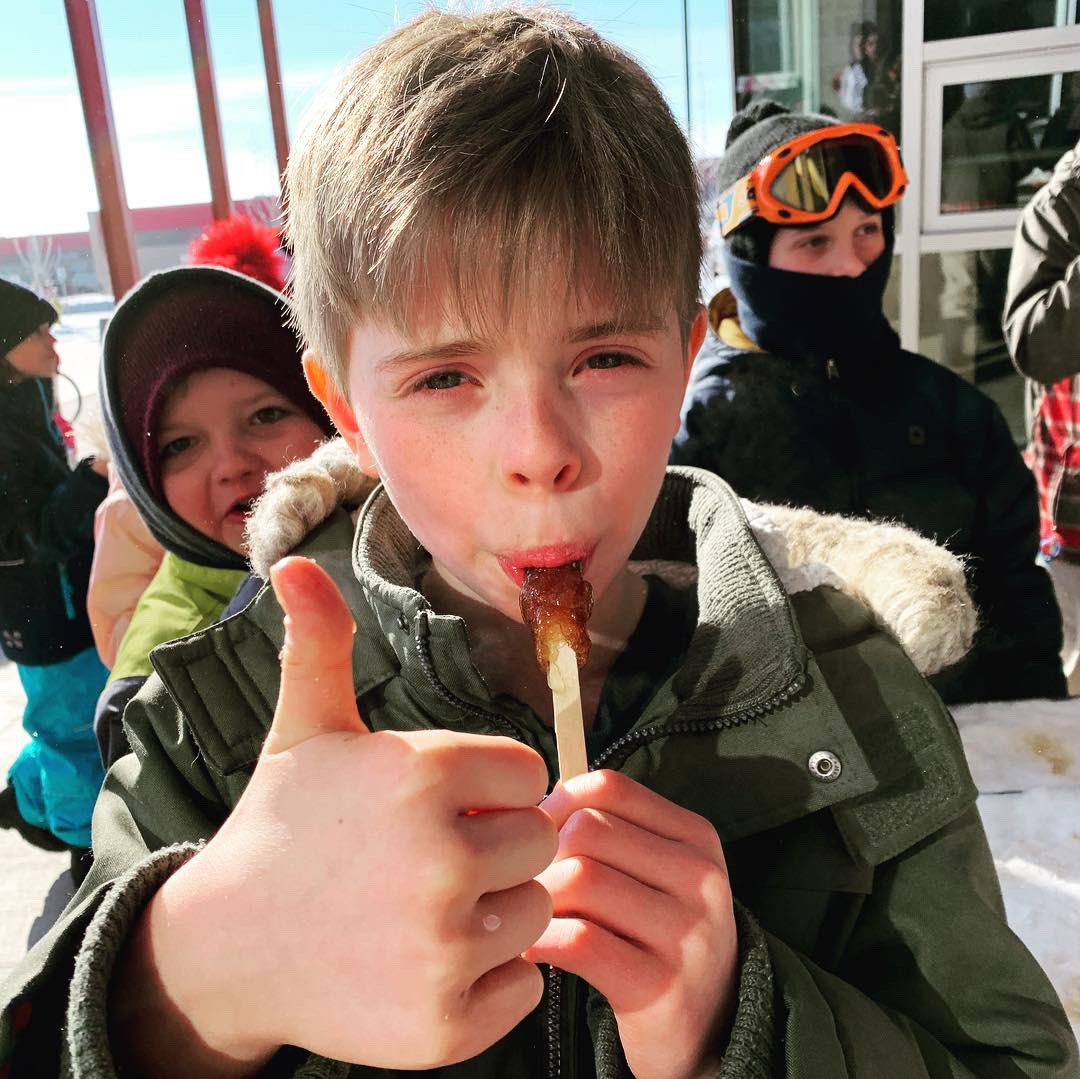 Amanda Green 🇨🇦 (@mmeamandagreen) on Twitter photo Vive le #Carnaval!  What a wonderful day making “tire” in our cabane à sucre for le festival des voyageurs at <a href="/EcoleCVSchool/">École Champs Vallée</a> today!  The maple kept us warm! 🍁 @BGRD18 <a href="/T4XBeaumont/">City of Beaumont, Alberta</a> <a href="/BeaumontNews/">Beaumont News</a> <a href="/ATAlocal8/">ATA Local #8</a> #bilingual #anglophone #francophone #alberta #maple Vive le #Carnaval!  What a wonderful day making “tire” in our cabane à sucre for le festival des voyageurs at <a href="/EcoleCVSchool/">École Champs Vallée</a> today!  The maple kept us warm! 🍁 @BGRD18 <a href="/T4XBeaumont/">City of Beaumont, Alberta</a> <a href="/BeaumontNews/">Beaumont News</a> <a href="/ATAlocal8/">ATA Local #8</a> #bilingual #anglophone #francophone #alberta #maple