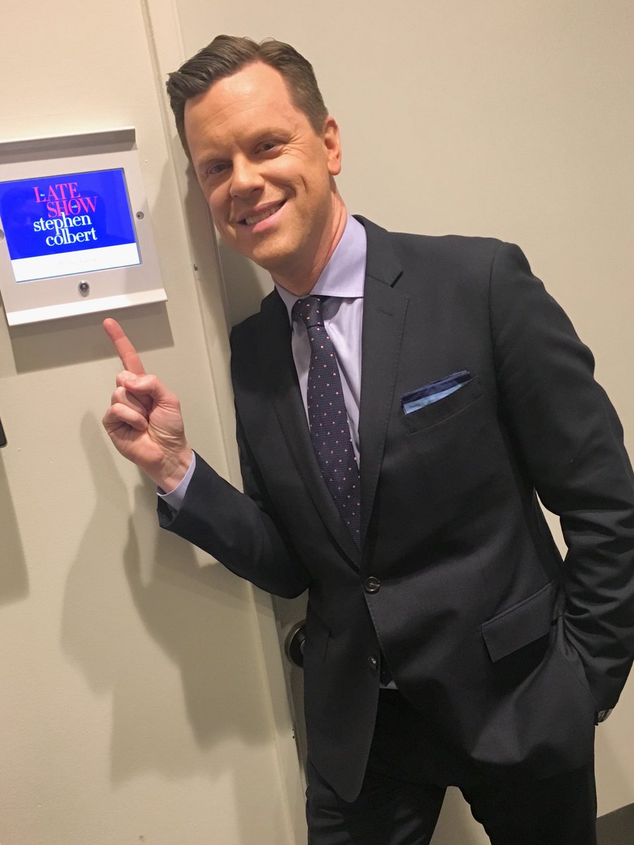 MeganKToday's tweet photo. Up late!  @WillieGeist on @colbertlateshow tonight. @TODAYshow https://t.co/5bch0Mv5ju