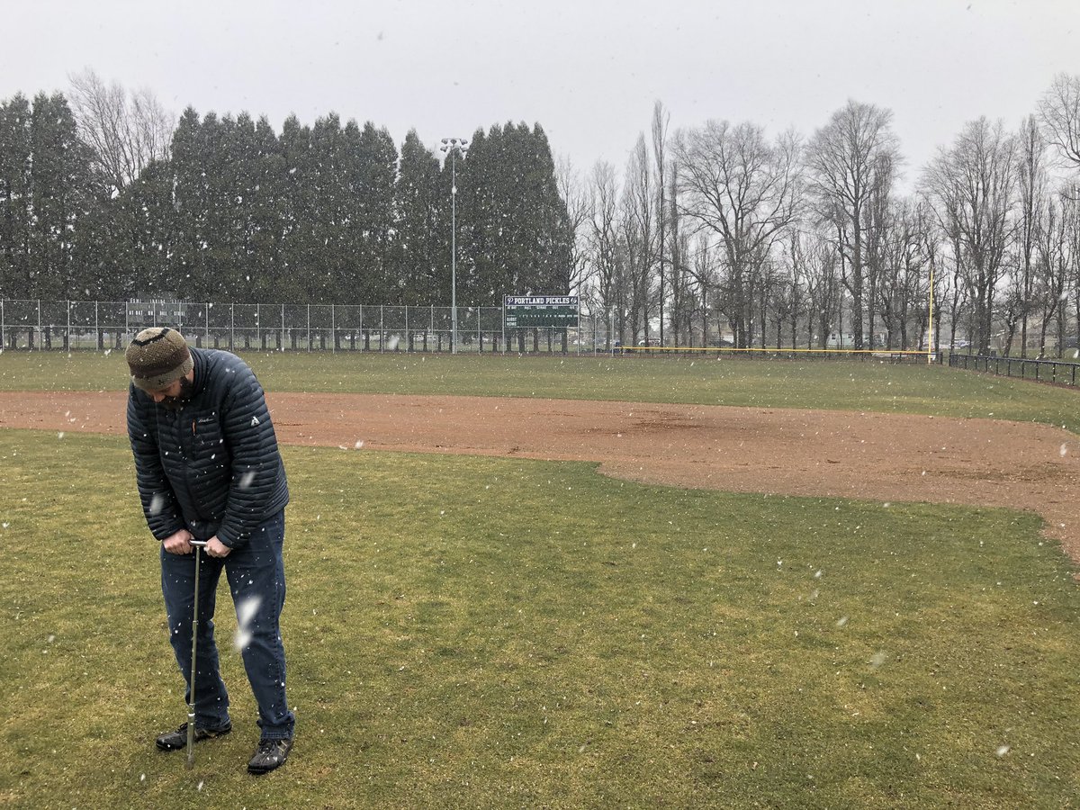 Soil sampling in the snow with Jermey. <a href="/portlandpickles/">Portland Pickles</a> #beaverturf #agronomy #WilburEllis