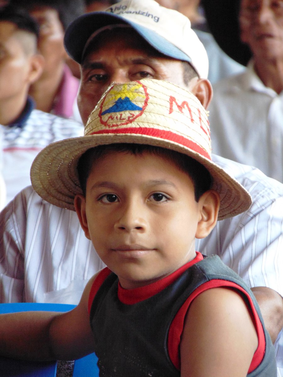 GtMlp's tweet image. Estos son los despojados, los criminalizados/as por la élites, ahora se construye democracia participativa y comunitaria, proponemos bajar el salario de alcaldes, diputados y presidente. 💪💪💪 #MLP