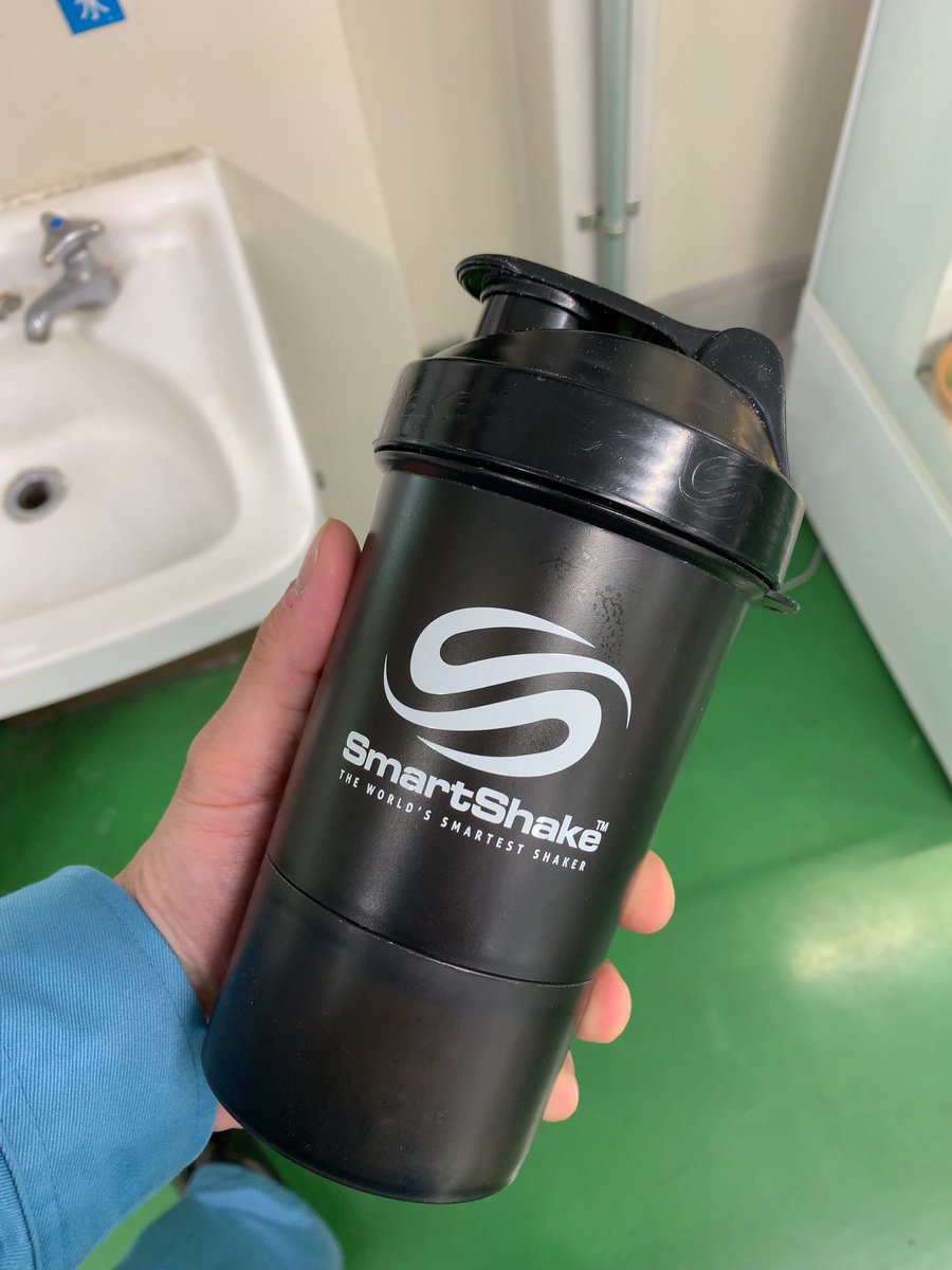 Ryota_Inahashi's tweet image. プロテインターーイム💪🤤✨

#プロテイン #栄養補給 #smartshake