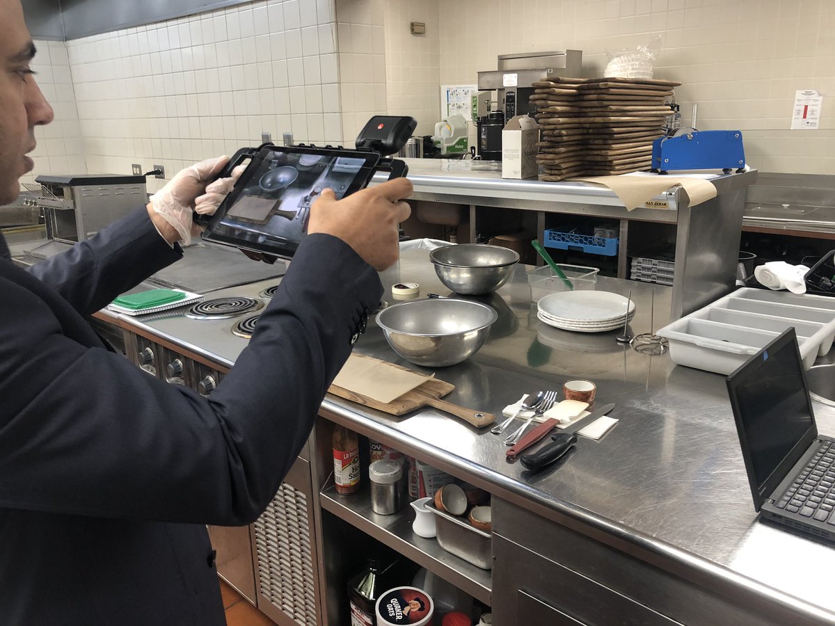 learnbolt's tweet image. LearnBolting at Courtyard Marriott in Chicago. Knowledge mining for all. #knowledgeManagement