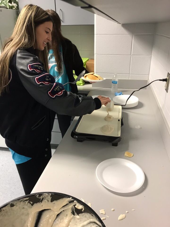 kcstuco's tweet photo. Thank you to everyone who came out and got pancakes!!! Hopefully we put a smile on your face before the SAT!!💙 #kcstuco #KCHS https://t.co/4WJ3wNKvAB