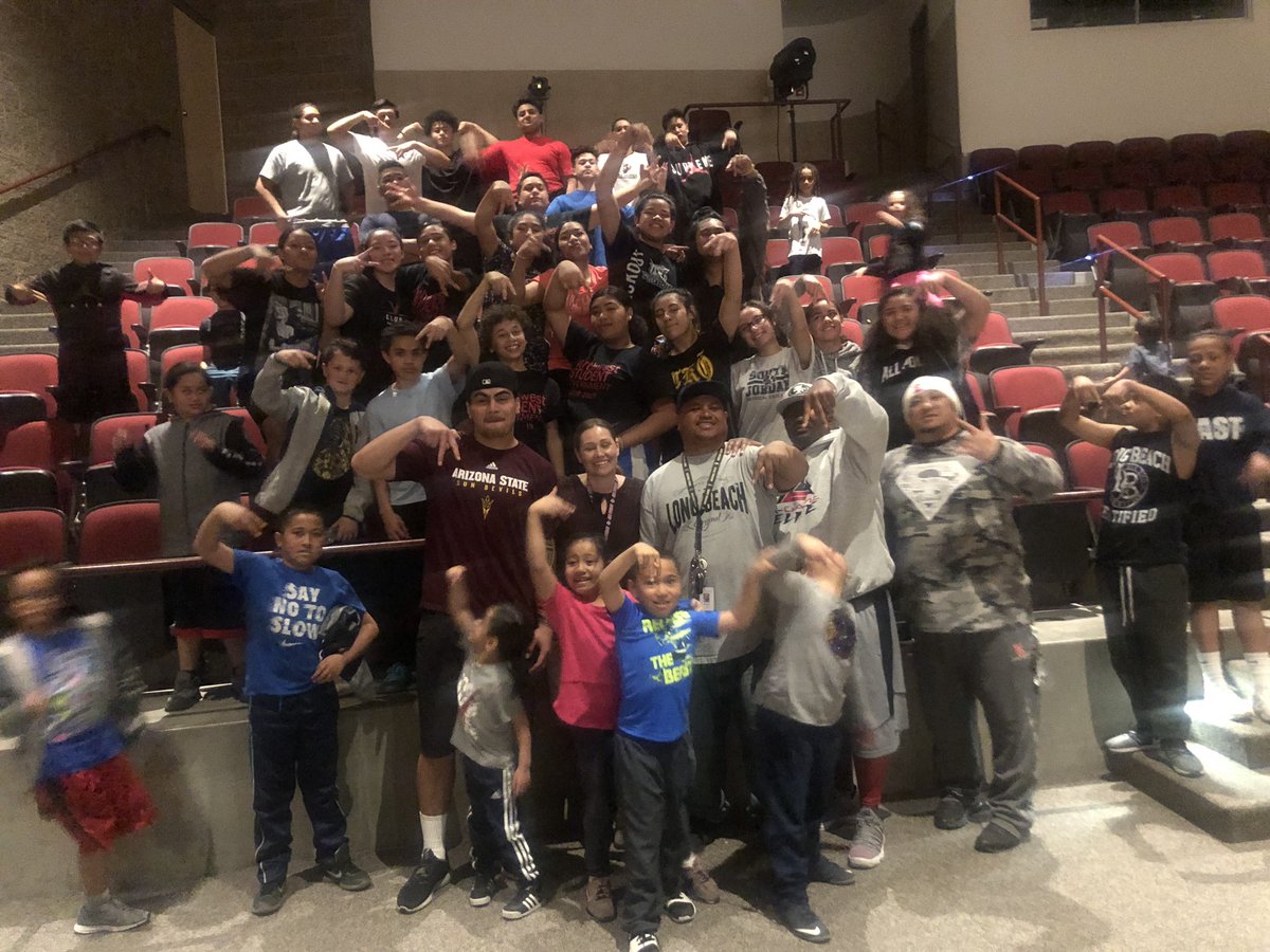 Coach2Lau's tweet photo. Shout out to my nephew @_Merlin_2 for coming by to talk to our A-Game Elite kids today. Great words of advice for these young Student-Athletes. #StayHumble #StayFocused #HardWork #ShineInTheClass #ShineOnTheGrass #AGameElite801 #AGameFamily #LetsWork #ForksUp #ASU #SunDevil #8 https://t.co/NC5Ockzy05