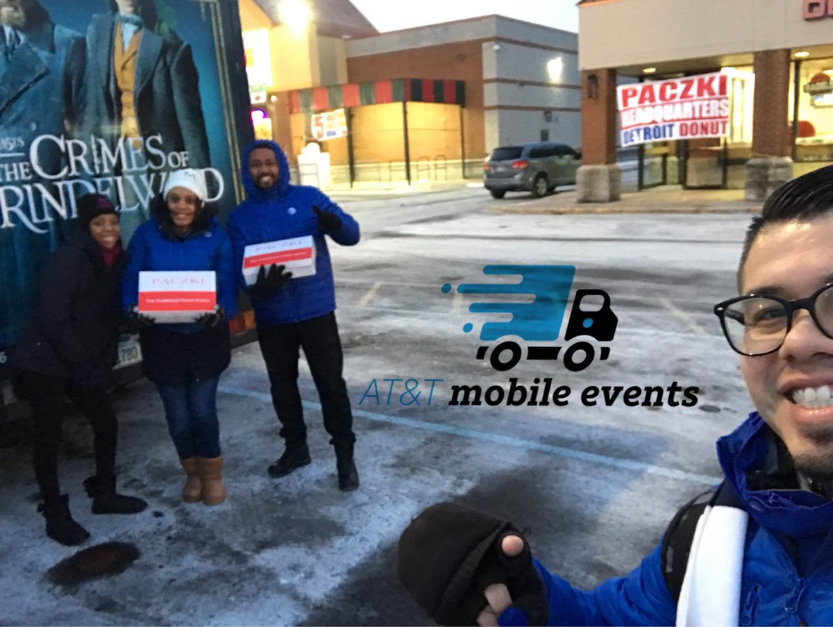 Had a great time visiting The Michigan Mobile Events Team with @shawnglinski ! This team is READY to reach new heights in 2019! 

#PaintCentralBlue #DetroitHustlesHarder

@RobForsyth3 @gigem96r @TomMonahan10 @DemetrusHayes1 @GreaterLakesMkt @CentralRgnVoice @Agustin1Chicago