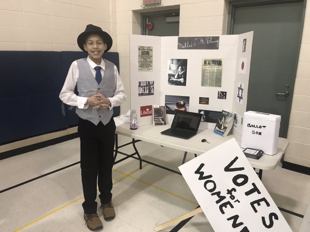 Home Dr. Roberta Bondar Public School