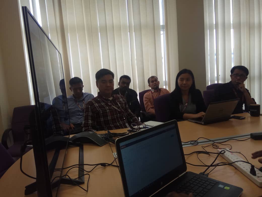 JutraCPKA's tweet photo. Mesyuarat Pra-Sprint Review Projek Pembangunan Sistem RMN ILS #RMNEngineering @izam3369 @tldm_rasmi https://t.co/qft4VCiIbD
