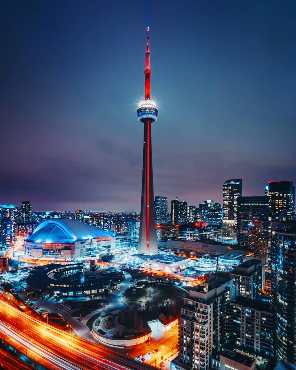 Z1035Toronto's tweet photo. .@TonyMonaco 185 Years Old and still a beauty! @Toronto @cityoftoronto  #HappBirthdayToronto #HappyBirthdayTO #TO185 #Toronto185 #TorontoTheGood #QueenCity” #HogTown #TheBigSmoke #TO #MegaCity #TDot #The6 #The416 @Celebrate_TO @SeeTorontoNow 🇨🇦❤️🎂🍷🍾 Read more on my blog. https://t.co/YzpFVMDbXk