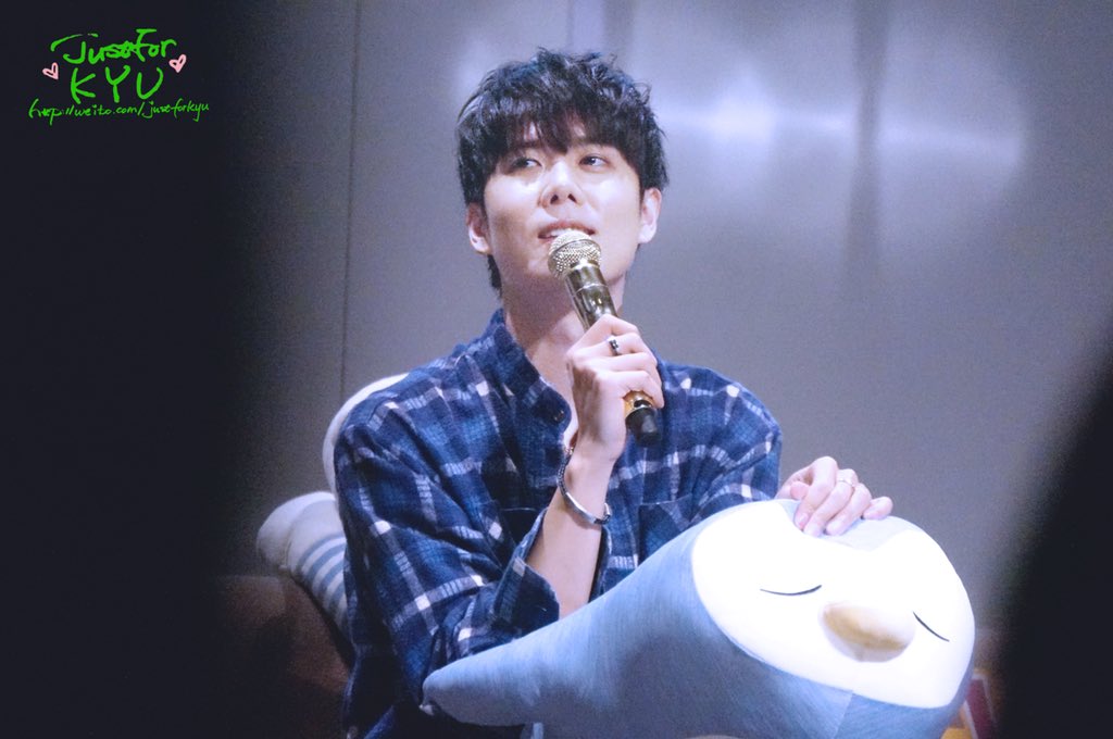 just_for_kyu's tweet photo. 【Just_For_Kyu】190224 2019 #KIMKYUJONG Sepecial Fanmeeting in Japan ​​​1部  part1 #김규종 https://t.co/JPil2kqp0x