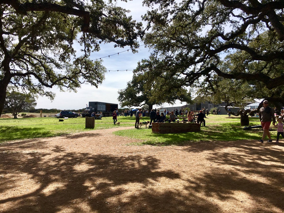 AllisonNJacques's tweet photo. @TreatyOakTX - fun spot in the hill country.  Perfect for locals and out of town guests.  @Do512 @CultureMapATX https://t.co/pt7fEKtqZq