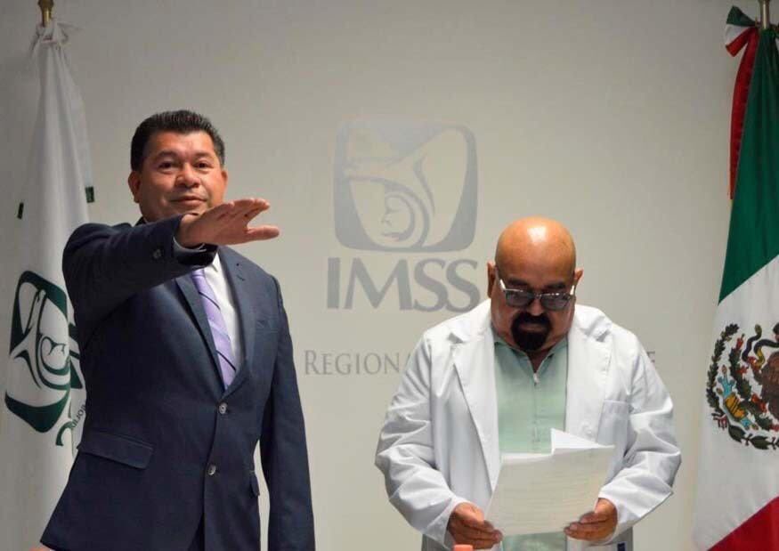 TabascoAy's tweet photo. #Mexico | Se supone que la lacra de  @CandelarioPeAl no tiene madre para estar en el @Tu_IMSS , de hecho no tiene nada que ver con la medicina. En fin @lopezobrador_ la estás cagando . #Tabasco @ChumelTorres https://t.co/lt9VtryPIZ