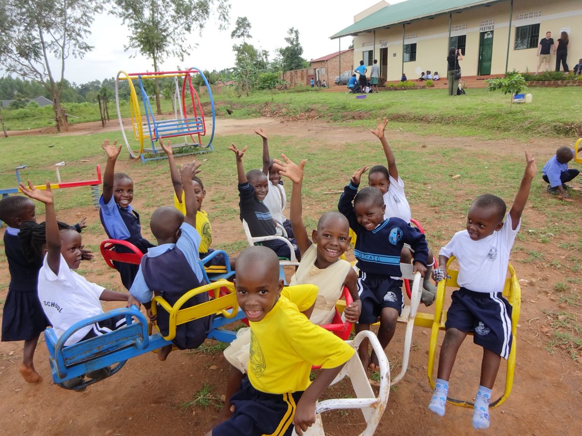 ParentaTrust's tweet image. It's #throwbackthursday and we are feeling #nostalgic looking at the #children from Kiti Nursery School. We can't wait to get back! 

#tbt #fundraising #Uganda #giveaneducation #nonprofit #charity #forthechildren #giveback #payitforward