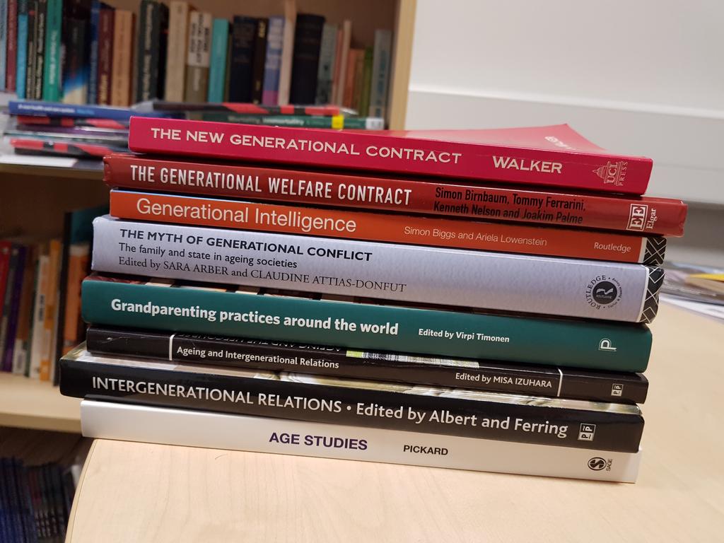GerontologyUK's tweet photo. Hey #GeroTwitter, today I shall be thinking about .... #generations #generationalcontract #solidarity #conflict #welfare #time #legacy #ambivalence #families #grandparents #generationalintelligence #longevityrevolution https://t.co/3tpTVAkB6N
