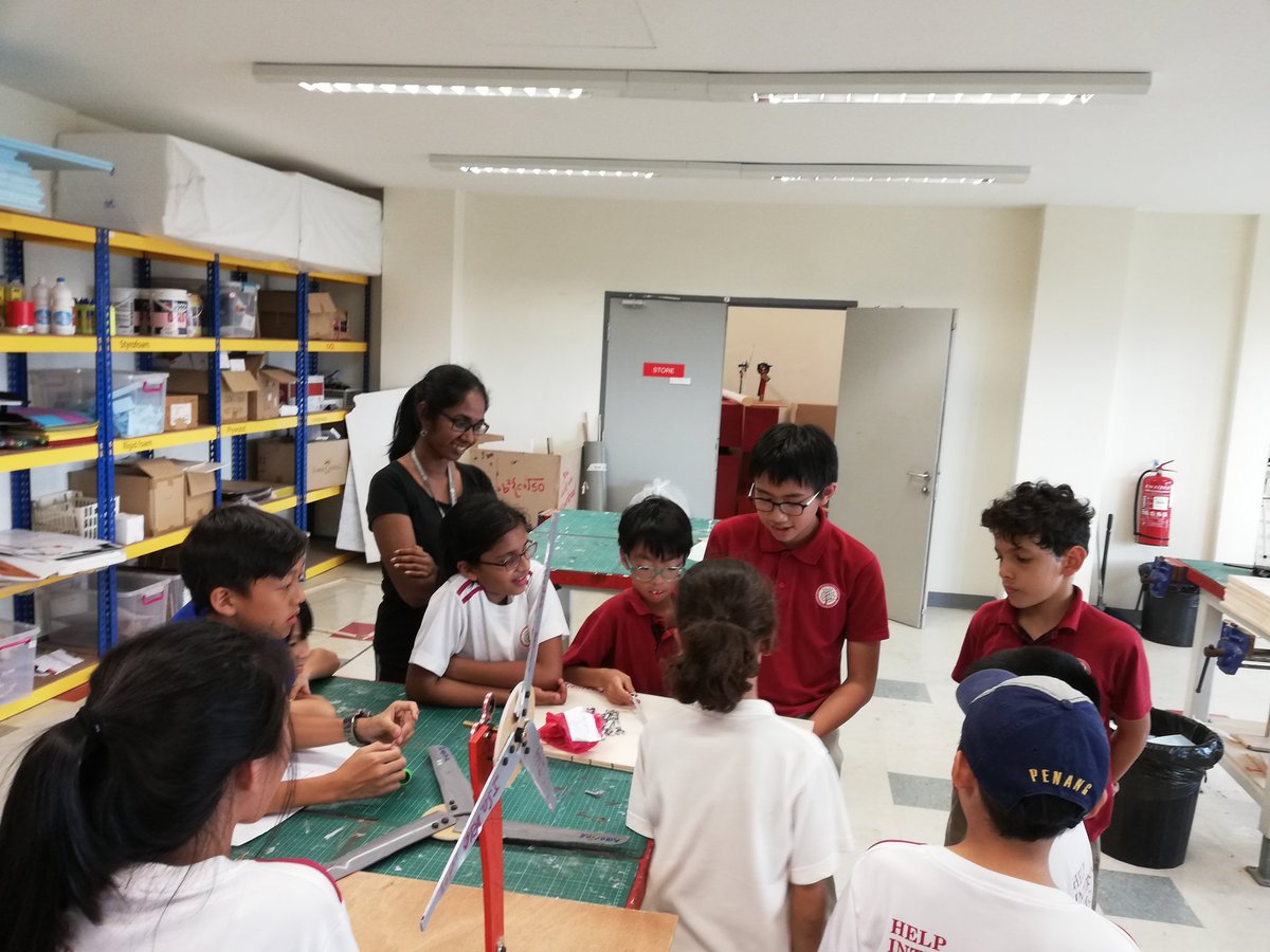 #HIS_learning #WindTurbineCCA student-led input by a Y7 who was in the club last term, supervised by Ms Darshenny. Opposing forces on two spanners = a tight connection.