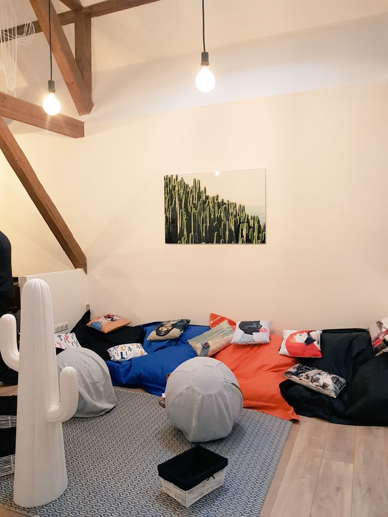 Séminaire au Co-ok, premier espace de #coworking
axé santé, nutrition à #Strasbourg
@LepC_France @ideealsace