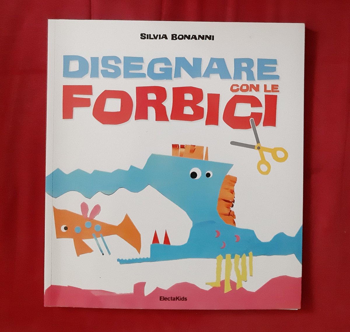 vale1052007's tweet photo. Se volete approfondire il mondo dell'arte con i bambini, per cominciare, munitevi di forbici con la punta arrotondata e ritagliando comporrete delle forme #disegnareconleforbici #electakids #silviabonanni Divertirsi a creare #arte #fantasia https://t.co/Qxz4FGDzHa