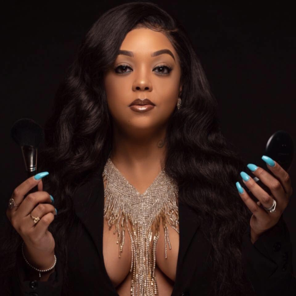 letsgetpretty_'s tweet photo. BYOB Be your own boss!! #underratedmuas #letsgetpretty #sephorabeautyinfluencer #instamua #instaglam #mua #motd #makeup #makeuplooks #makeupartist #makeuptutorials #lashes #glam #glowing #botd #brows #beauty #beatface #cincinnatimua #underratedmuas #transformation #cincymua https://t.co/sgoy0aMGSj