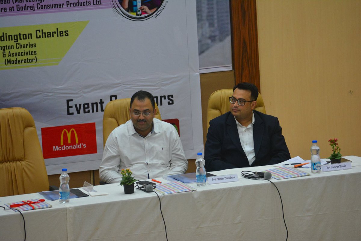 MiG_NITIE's tweet photo. Marketing interest group organized "Straight Talk" - panel discussion. Industry leaders shared their insights on topics of relevance in the field of marketing. We heartily thank our panelists to edify the students of NITIE during the discussion !!!
#Marksfete #MIG
#NITIE https://t.co/gDIr3DYRlN