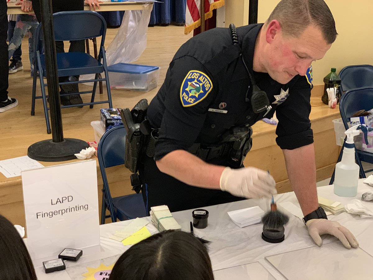 Almond School tweet media