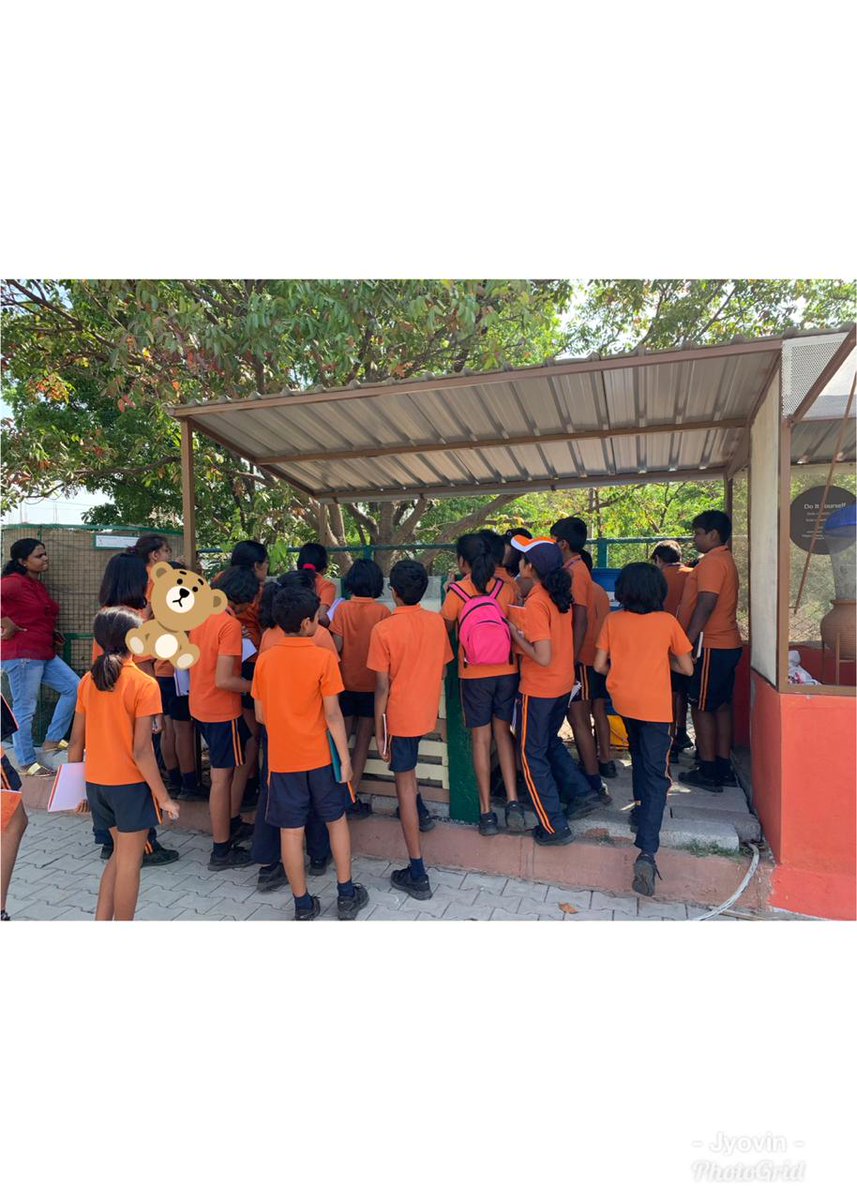 SwmrtBengaluru's tweet photo. Somethings warm your heart, like these two young ones making notes after the briefing at SwachaGraha Kalika Kendra @SwachaGraha #compostlearningcenter start a green spot. #compostingisfun @InventureK12 https://t.co/34F3ucp91I