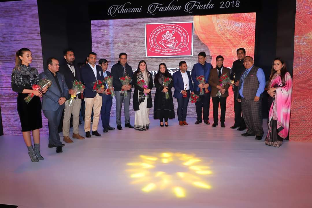 KhazaniYV's tweet photo. Khazani's Annual Fashion Fiesta 2018-19
#Khazani #WomenEmpowerment #GirlPower #VocationalStudies #FashionShow #GrandEvent #ValuableGuest #Fashion #Glamour #Beauty #NewLearning #HappyStudents https://t.co/PgvKd6ek2Z