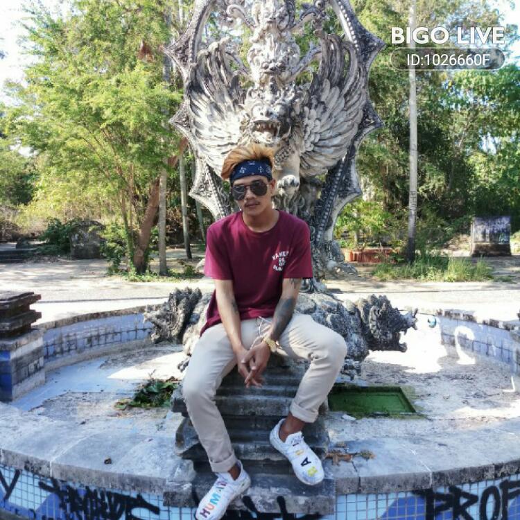 Masuk dan nonton LIVE 🐕ʷᵃᵏRINGGA🔑₆₉ di #BIGOLIVE:    
bigo.tv/sid/2230337733…