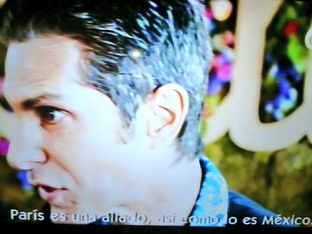 Viendo la entrevista de <a href="/FestJumpers/">Fest Jumpers</a> al buen <a href="/perryfarrell/">Perry Farrell</a> para insistir en el <a href="/lollapalooza/">Lollapalooza</a> en Mx; el <a href="/lollapaloozafr/">Lollapalooza Paris</a> es otra cosa..acá Mx el venue y creo que ya no le cae bien que se le insista! Vaya monopolio de ocesa! | Gran trabajo de <a href="/RickJumper/">Rick Jumper</a> <a href="/ClauJumper/">Clau Jumper</a> <a href="/CanalOnceTV/">Canal Once</a>