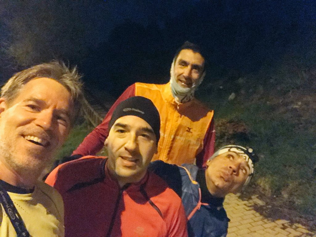 jlbasalo's tweet photo. #BuenosDias #Humamos #M+21k #J+24k. Precioso día para #Sonreír y #Disfrutar. Vivirlo a tope!!!!! https://t.co/siAOcwaNfp