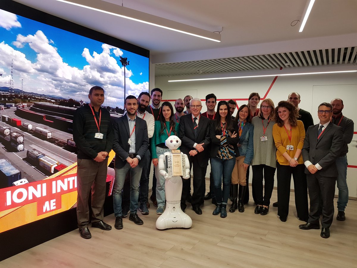 stefanocornwall's tweet image. . @fsnews_it #Innovate program was the #innovation champion 2018 selected by @PotentialparkT&apos;s Prize of the Prizes among the most innovative initiatives carried out by international industrial groups in Italy
👍 #FSInnova. Well done everybody!
@PepperTheRobot carrying  the trophy