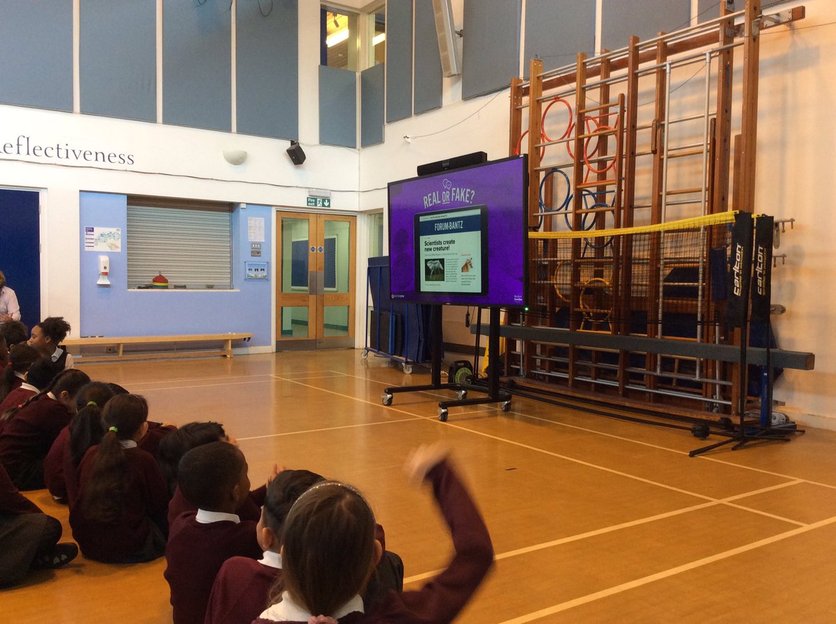 downsviewcroyy3's tweet photo. In OLSW @UK_SIC we are learning about fake news - how can you tell if it’s fake or not? We now know! #OurInternetOurChoice https://t.co/Pb7nDdb5DA