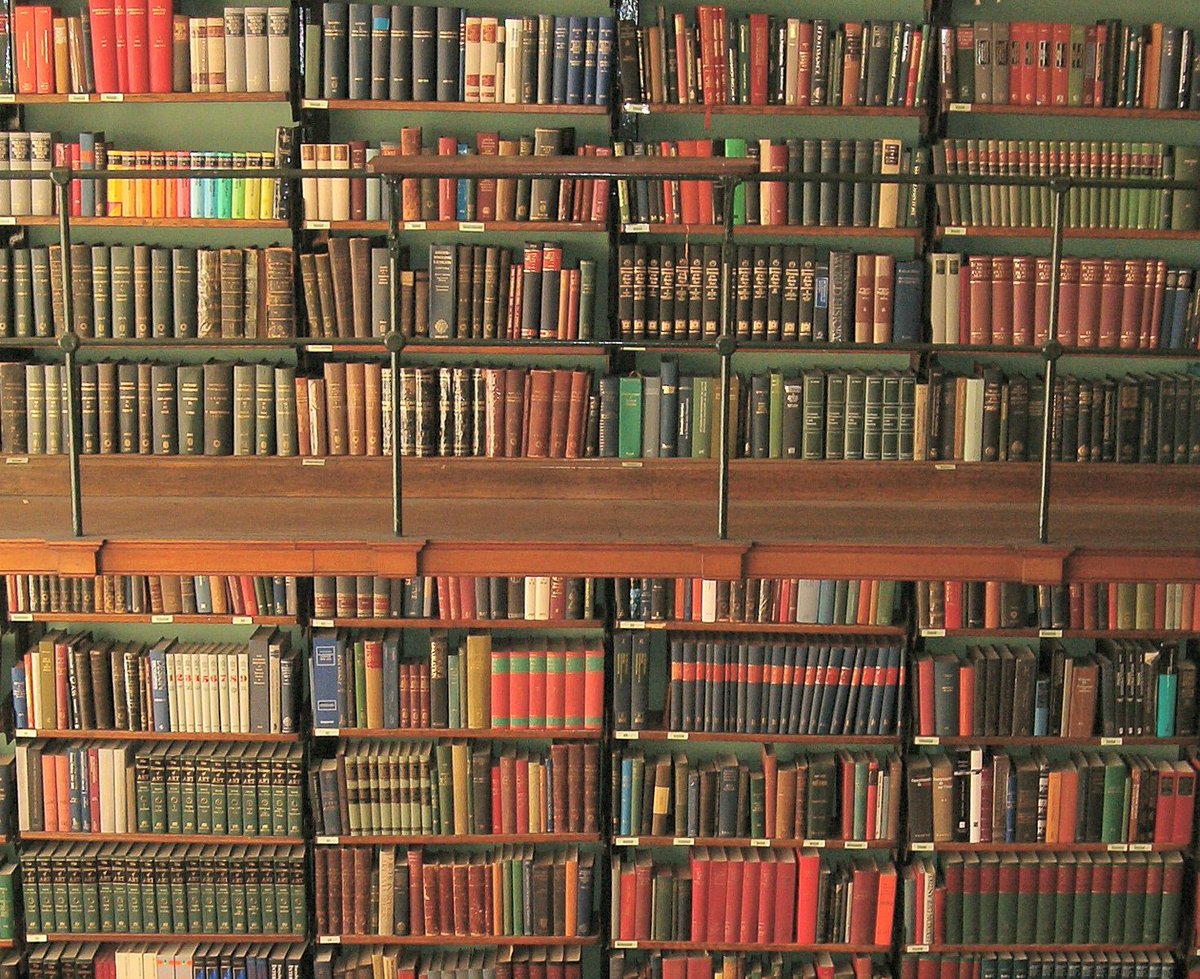 “Fill your house with stacks of books, in all the crannies and all the nooks.” 
― Dr. Seuss
Time to get some serious reading in as we gear up to celebrate #WorldBookDay!!