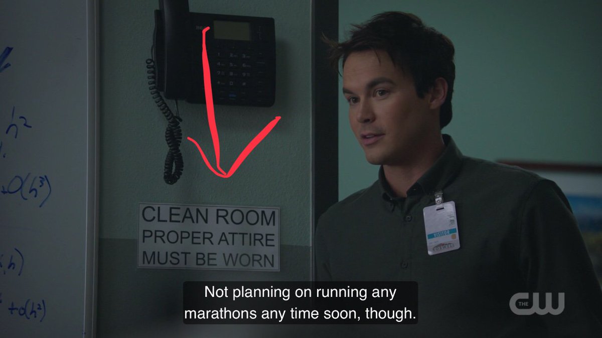 noworrieselena's tweet photo. #RoswellNM best show on the CW. Seen episode7 3x but Liz must have gone rouge & been working under the radar from a room where they tose equipment & discarded signs cause there is no way the air quality is up to #ISOstandars standards @cadlymack 🙃 https://t.co/Uc5QRyqgpN