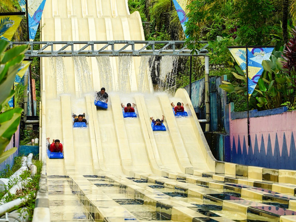 Waterpark gambang Arabian Bay