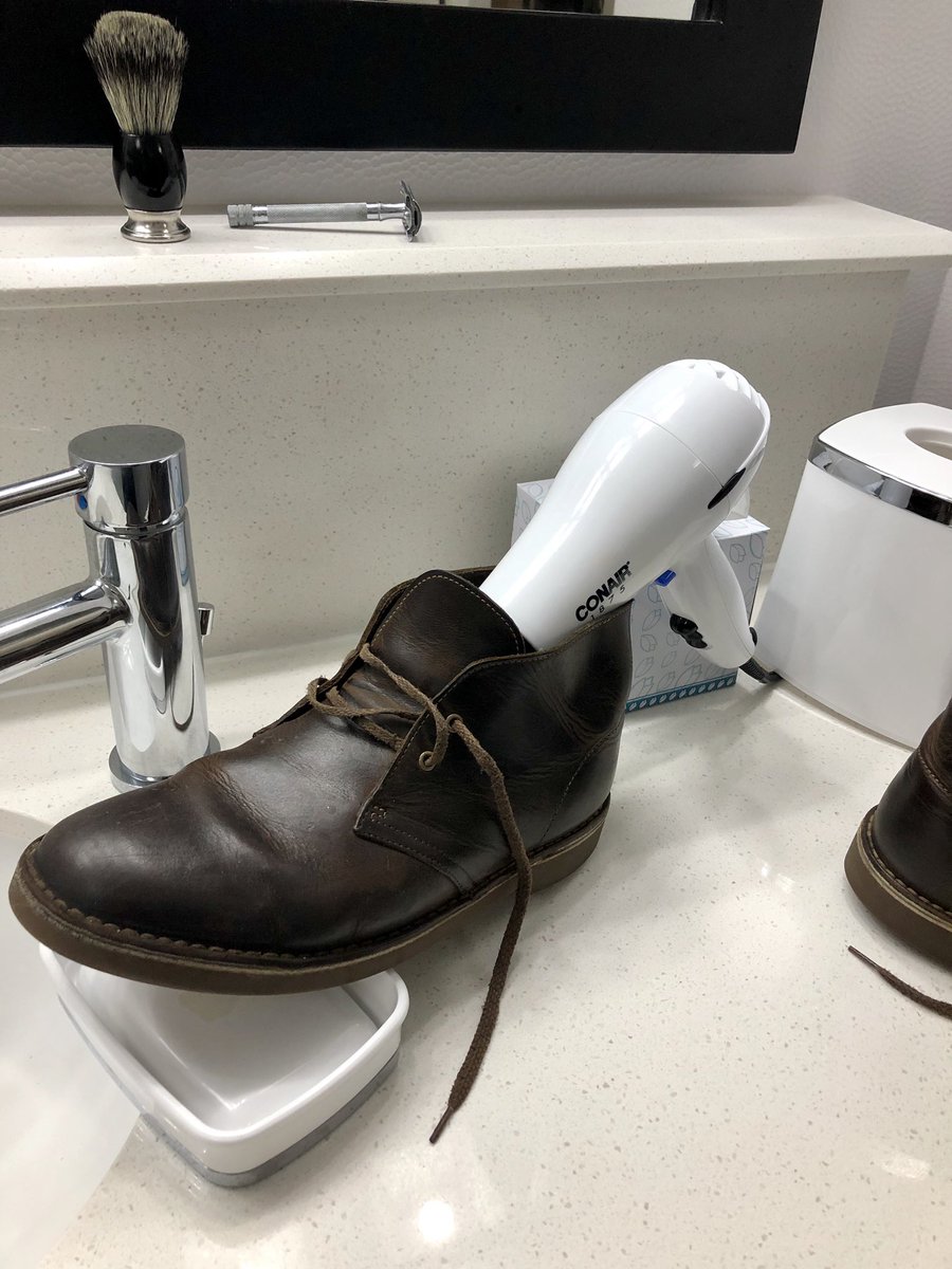 andrewrabbott's tweet photo. Ingenuity at its finest. Here’s to trying to dry my boots that got soaking wet at #ShepCon2019 today... https://t.co/TTYSsLUQWc